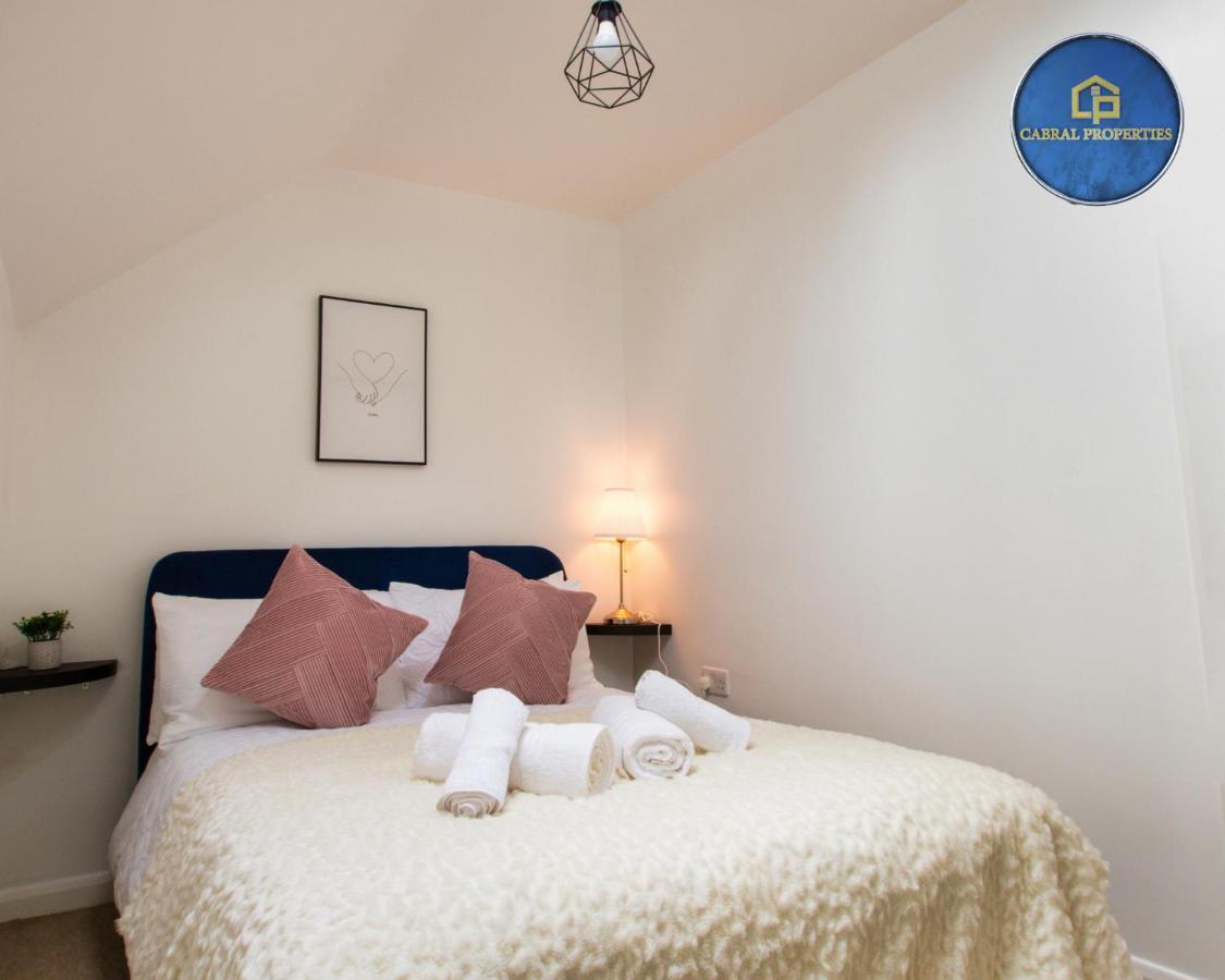 2 Bedroom House By Cabral Properties Monthly Special Price Reading Extérieur photo