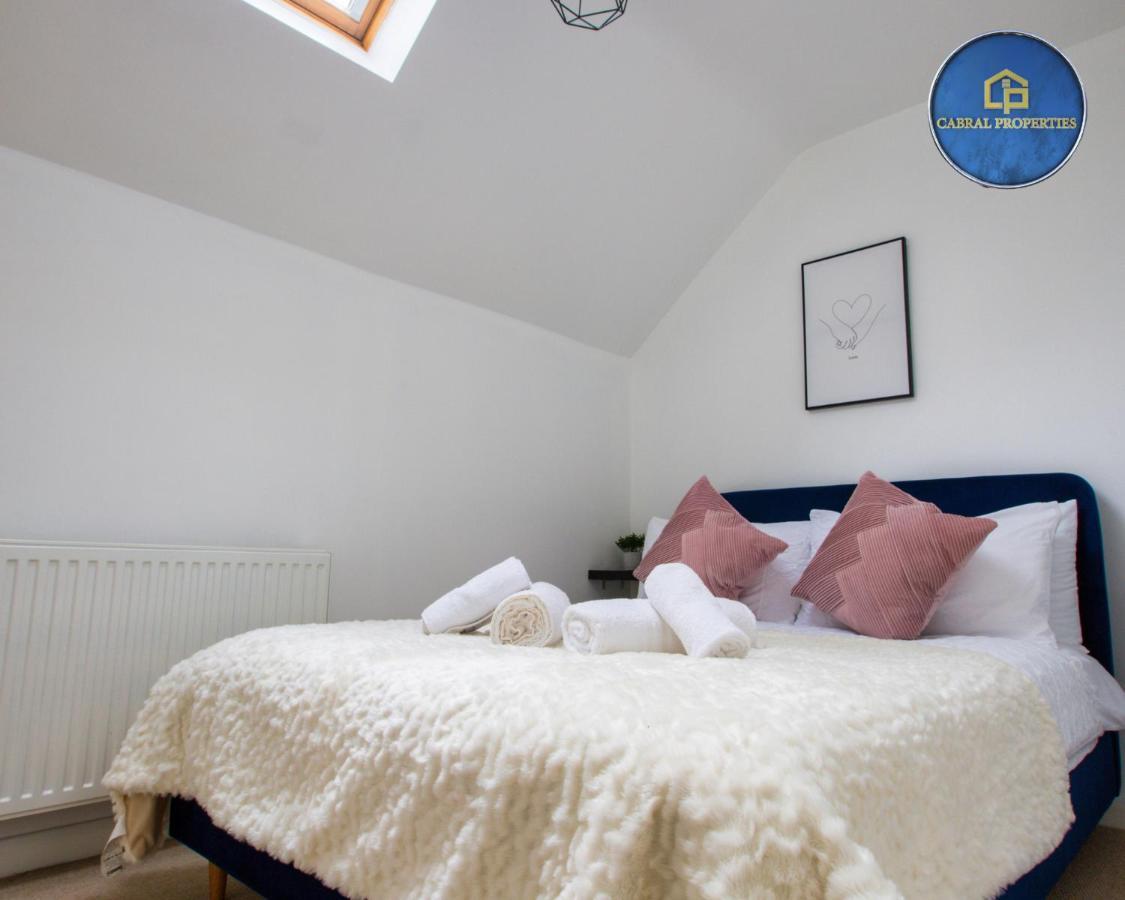 2 Bedroom House By Cabral Properties Monthly Special Price Reading Extérieur photo