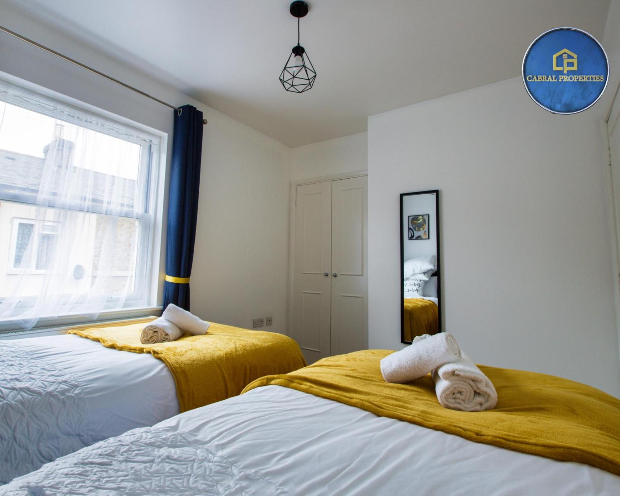 2 Bedroom House By Cabral Properties Monthly Special Price Reading Extérieur photo